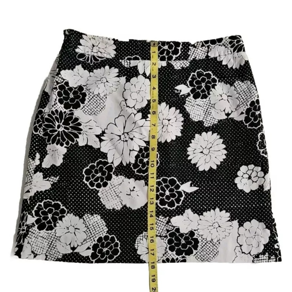 Van Heusen Floral Dot Black and White Cotton Pencil Skirt - Picture 4 of 5